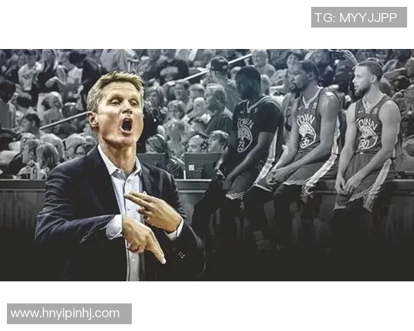 科尔谈球队负荷管理策略强调掌控比赛节奏并提前规划十二人轮换阵容